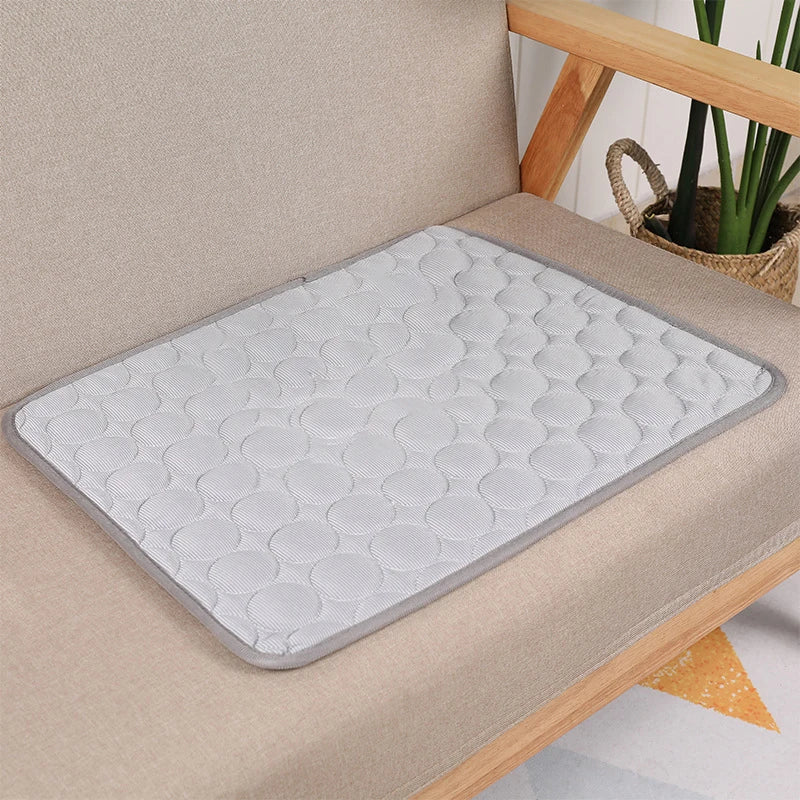 Tapis Rafraîchissant pour Chiens et Chats – Matelas Été Ultra Moelleux